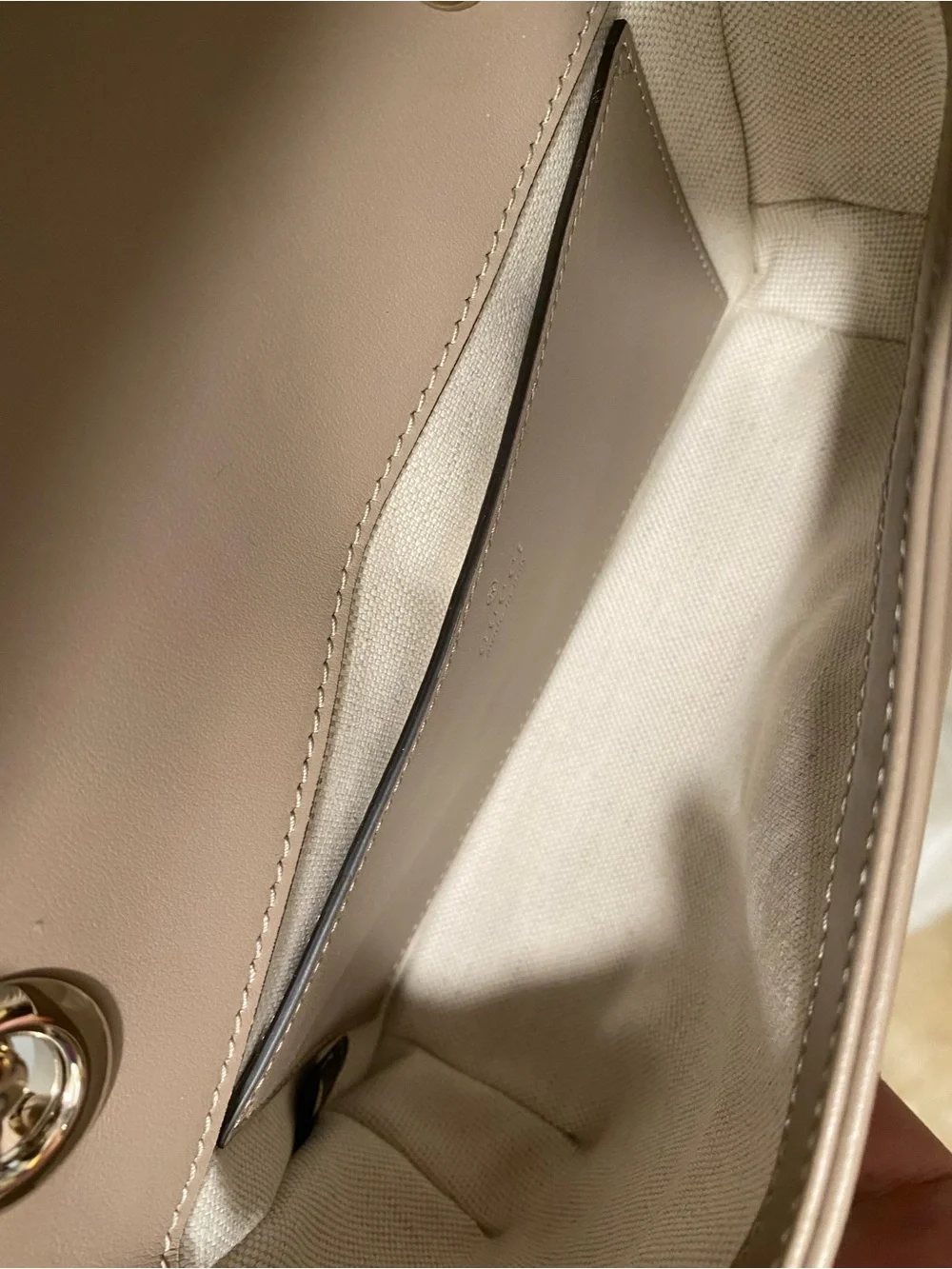 Nwt Gucci Marmont small beige leather bag